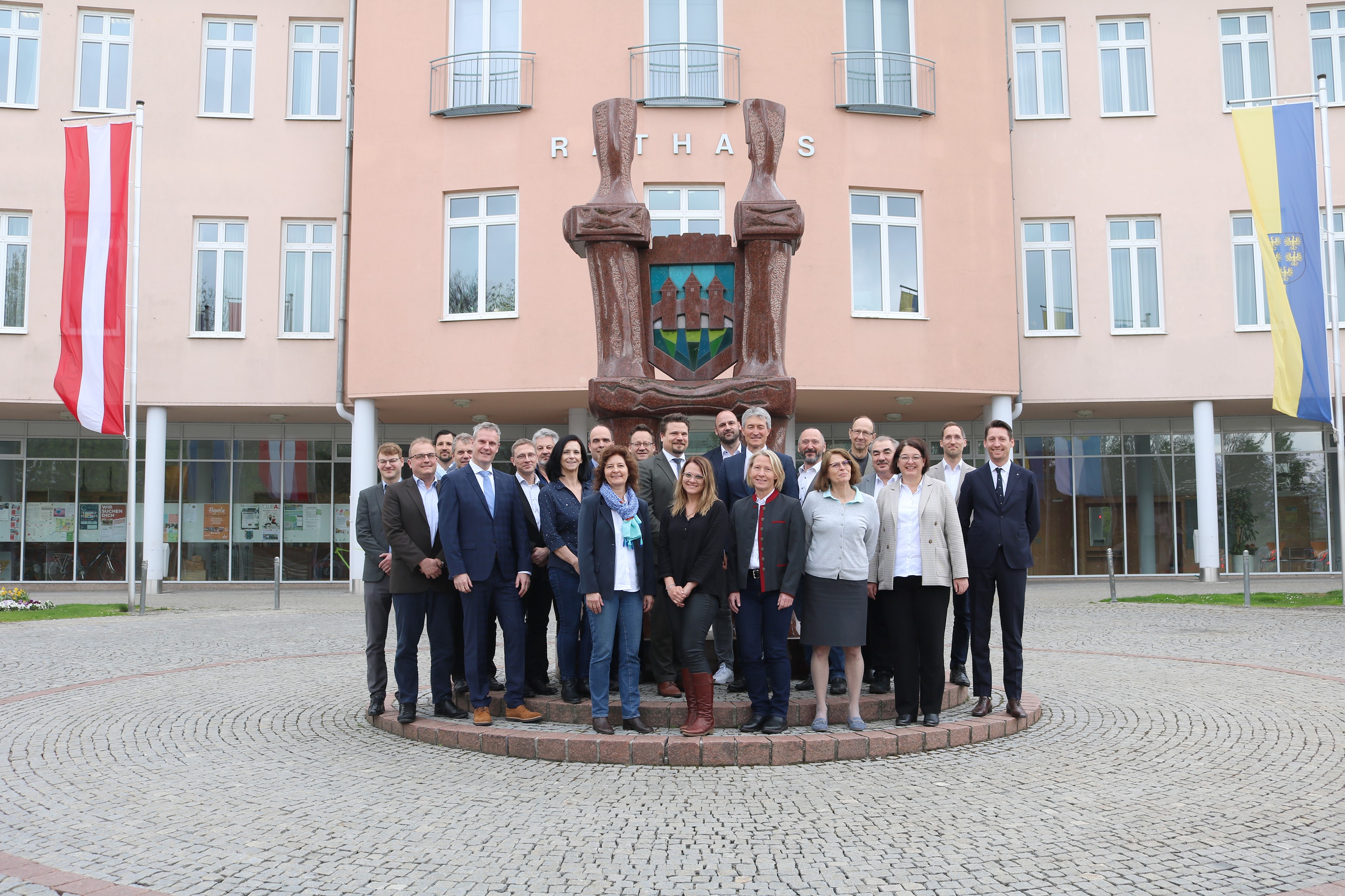 Teilnehmer*innen des 135. Fachausschusses für Kontrollamtsangelegenheiten 
(©Stadtgemeinde Schwechat)
